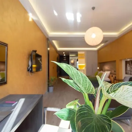 Apartment Green Central Studio
